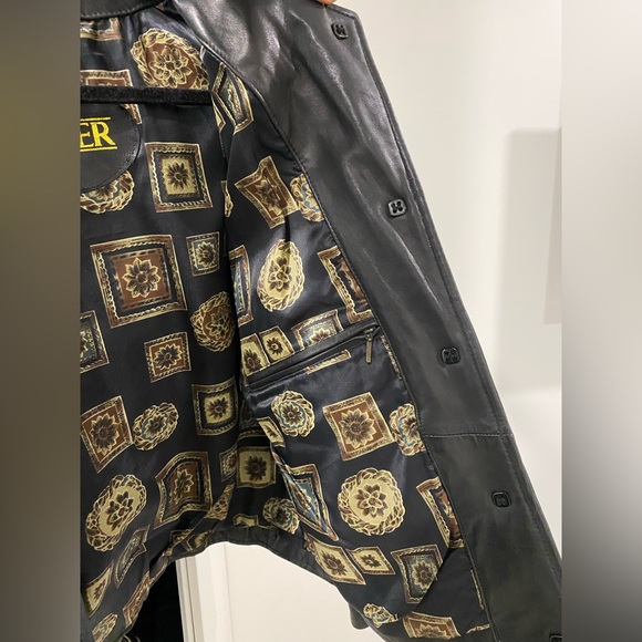 Vintage mid length leather jacket - Picture 4 of 5